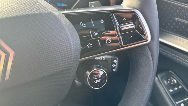 Renault Austral E-Tech Full Hybrid Iconic Esprit Alpine 5dr Auto Hybrid Estate